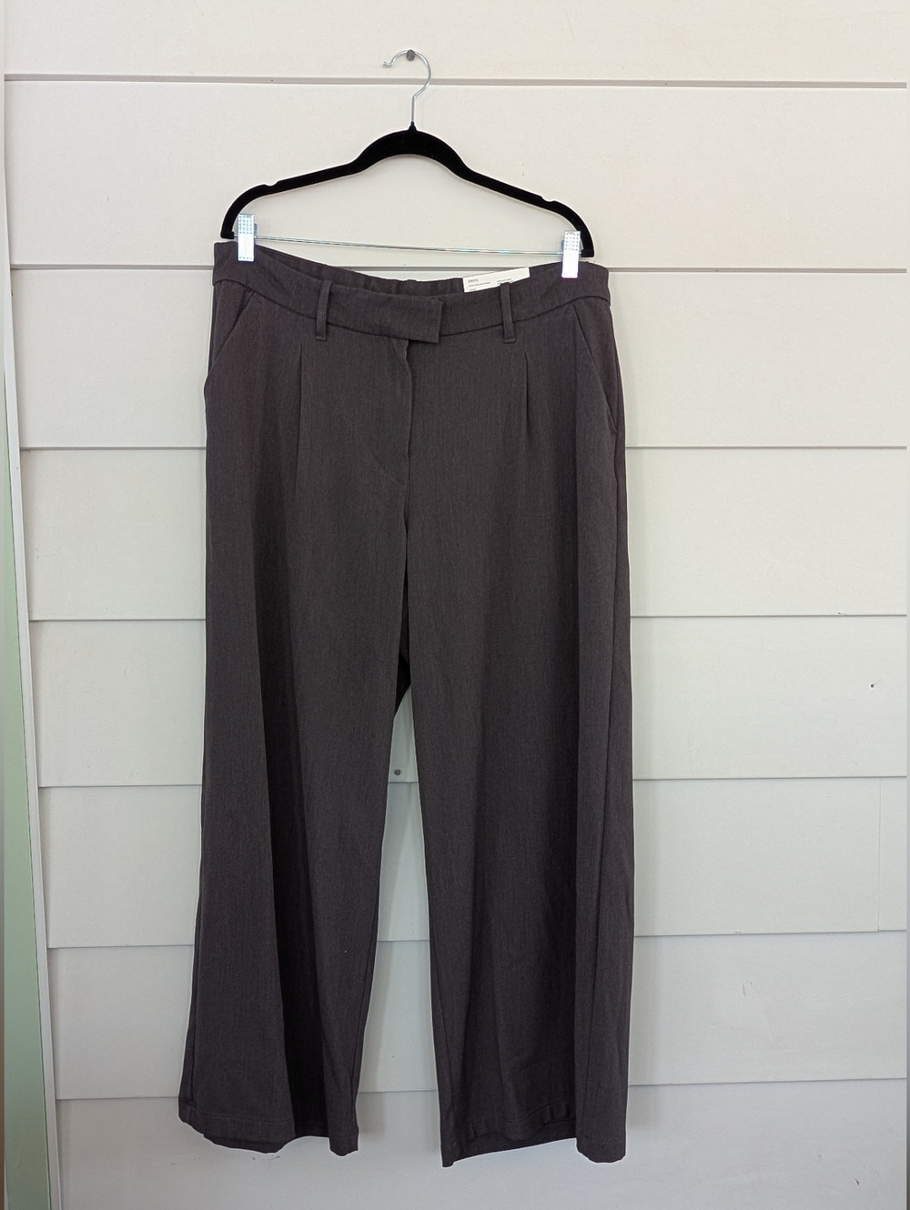 American Eagle Curvy High-Waisted Pants/Trousers, Size 16 Short